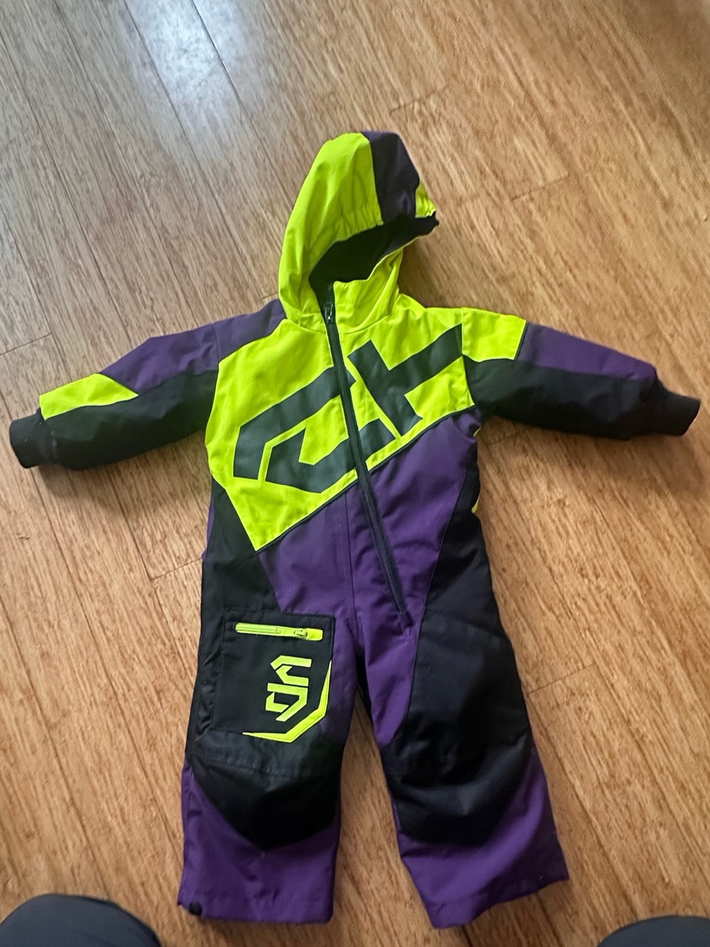 Pilot Choko Design Neon Yellow & Purple Hooded Jacket